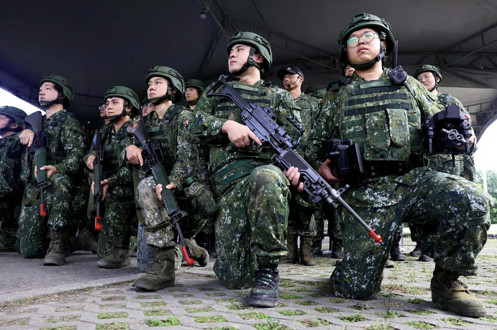 Taiwan looking to buy up to US$10 billion in arms from US